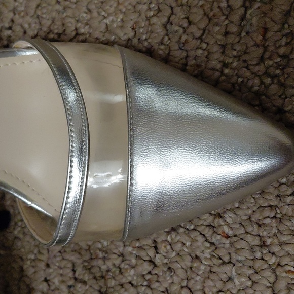 BEBO Rhinestone Embellished Ankle Strap Heels Size 5.5 - Picture 4 of 10